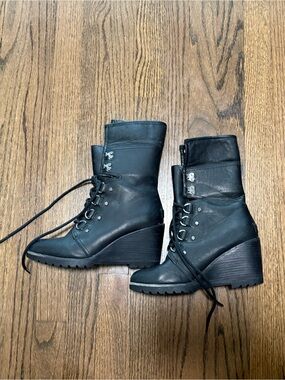 Women's Sorel NL2966-010 Black Leather Joan of Arctic Wedge Fur Collar Boots 8.5